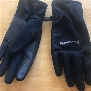 Columbia men’s gloves. Black. Size S